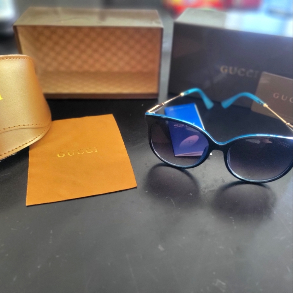 Gucci Sunglasses - Picture 1 of 7